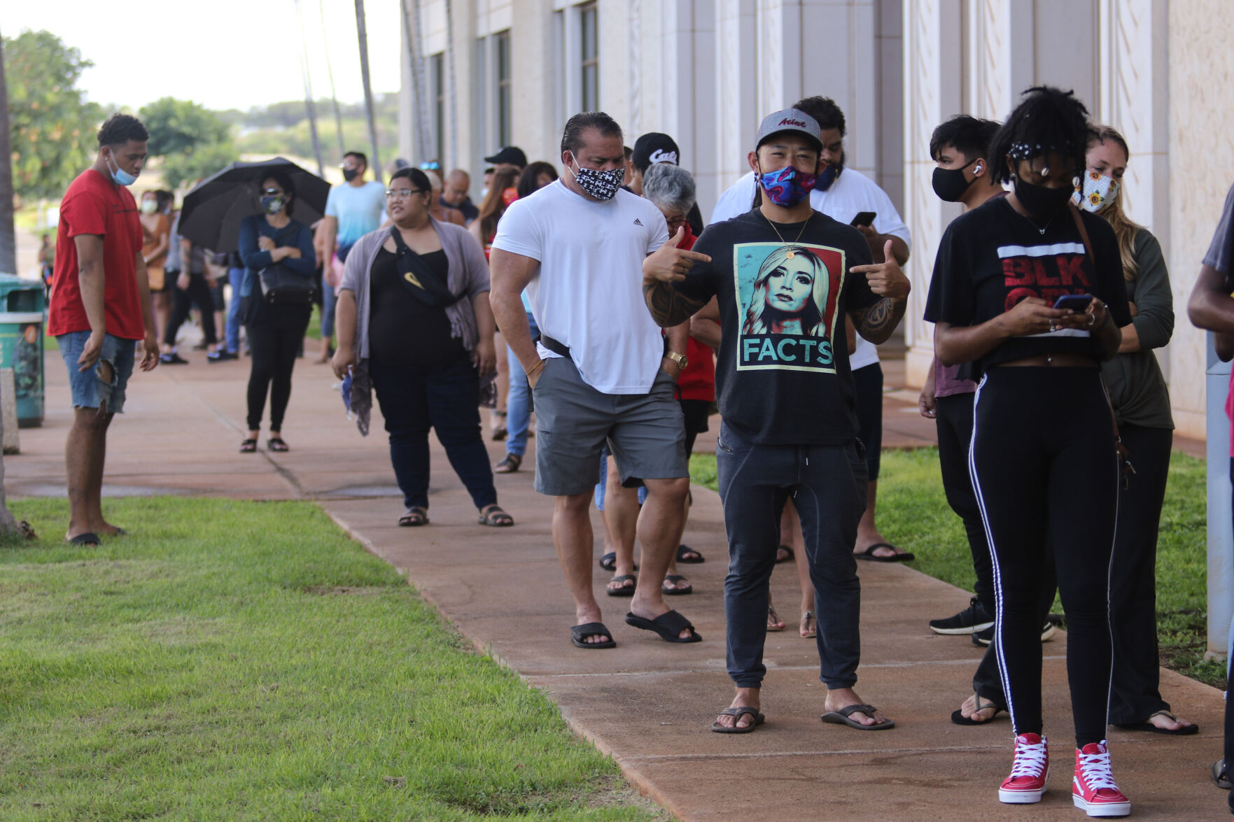 More long lines at Kapolei Hale